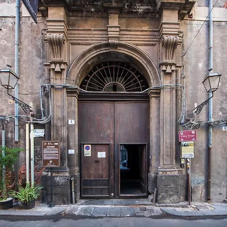 Bed & Breakfast Luca's Garden In Catania